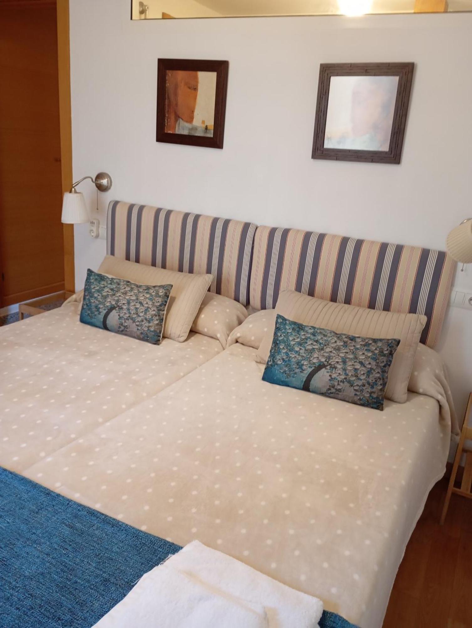 Apartamentos El Camino Вільяфранка-дель-Б'єрсо Екстер'єр фото