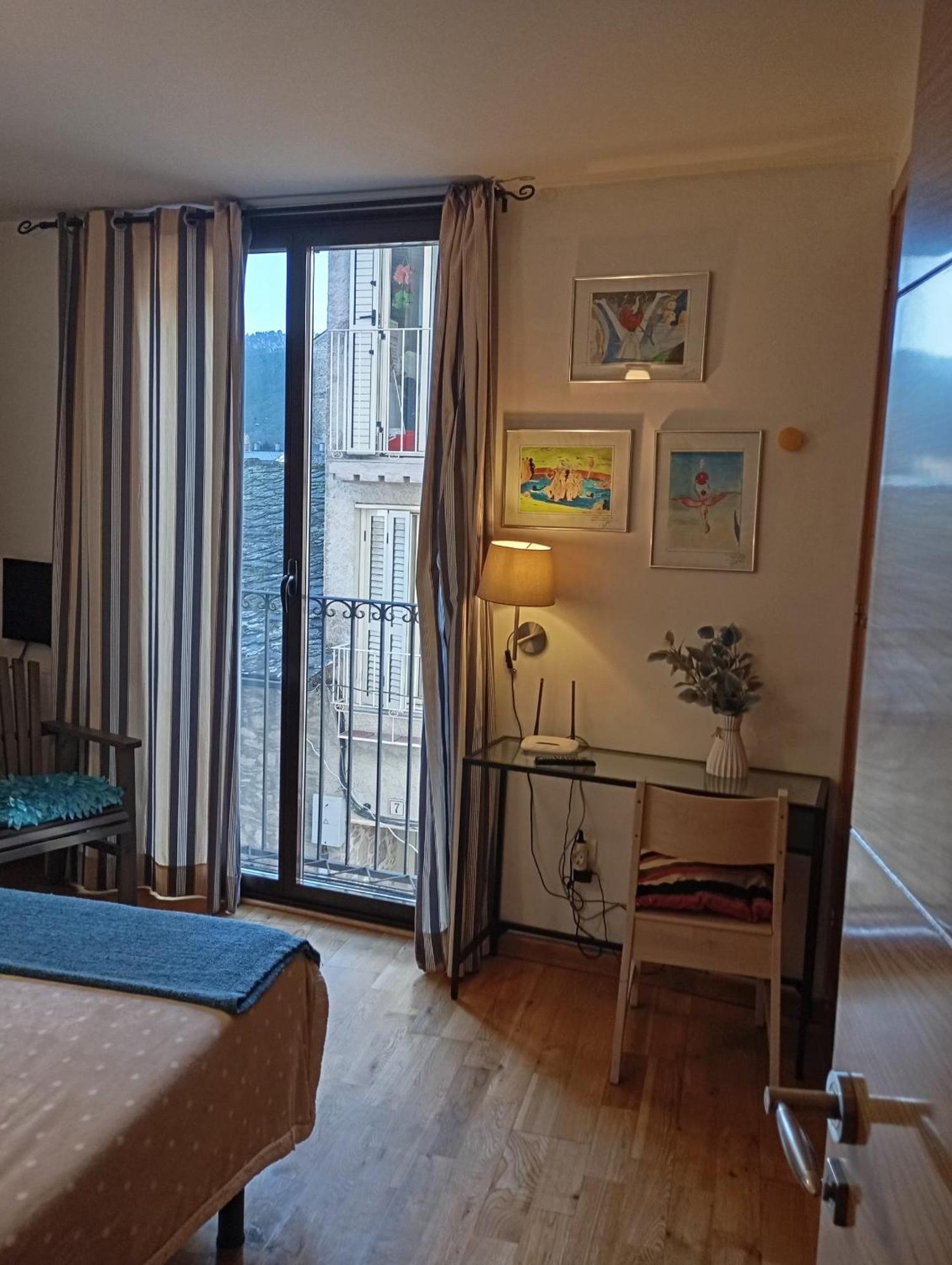 Apartamentos El Camino Вільяфранка-дель-Б'єрсо Екстер'єр фото